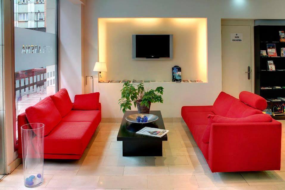 Hotel Arena Χιχόν Εξωτερικό φωτογραφία